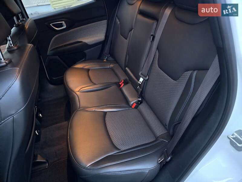 Внедорожник / Кроссовер Jeep Compass 2023 в Полтаве