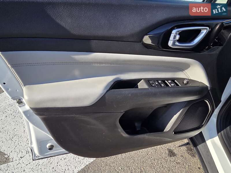 Внедорожник / Кроссовер Jeep Compass 2022 в Киеве