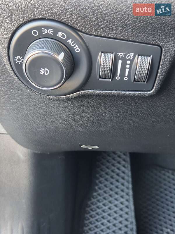 Внедорожник / Кроссовер Jeep Compass 2022 в Киеве