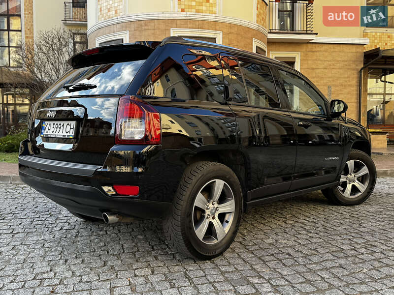 Позашляховик / Кросовер Jeep Compass 2016 в Києві