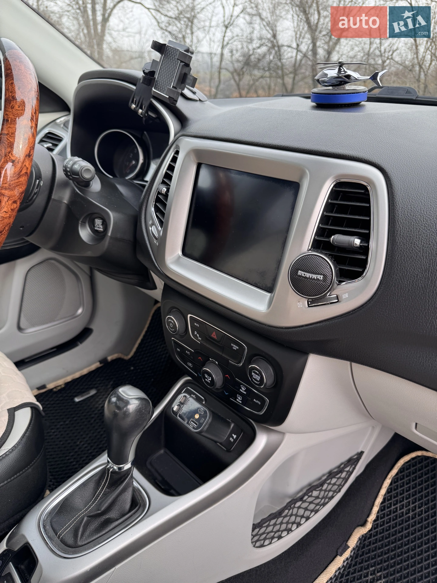 2017 Jeep Compass - мініатюра 15