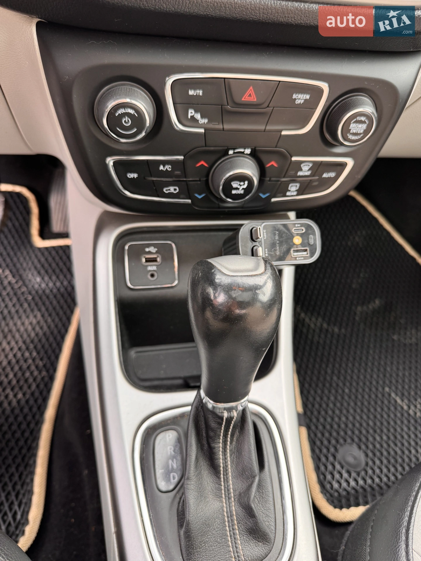 2017 Jeep Compass - мініатюра 17