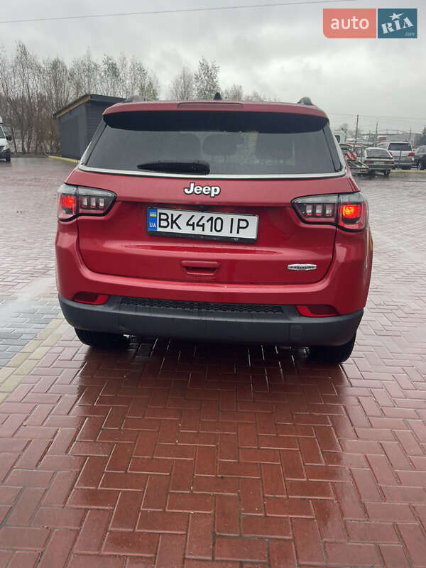 Позашляховик / Кросовер Jeep Compass 2021 в Рівному