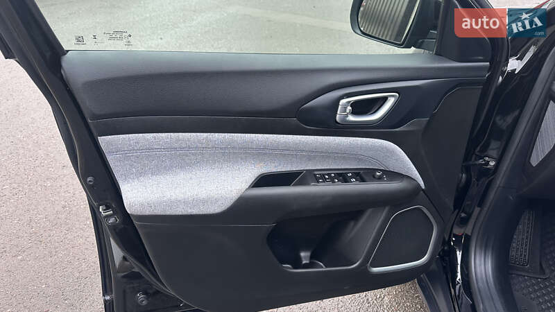 Внедорожник / Кроссовер Jeep Compass 2024 в Дубно