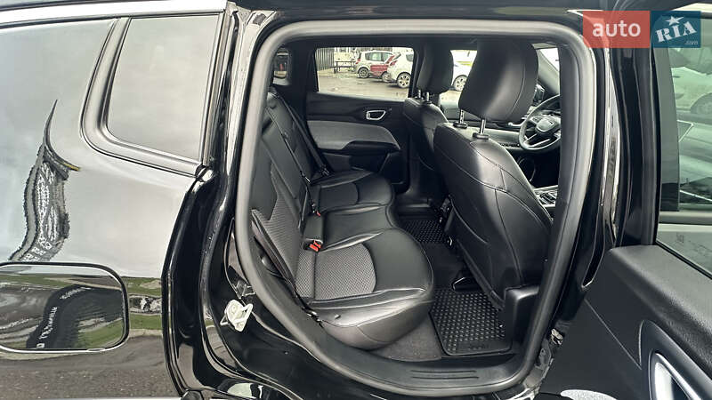 Внедорожник / Кроссовер Jeep Compass 2024 в Дубно