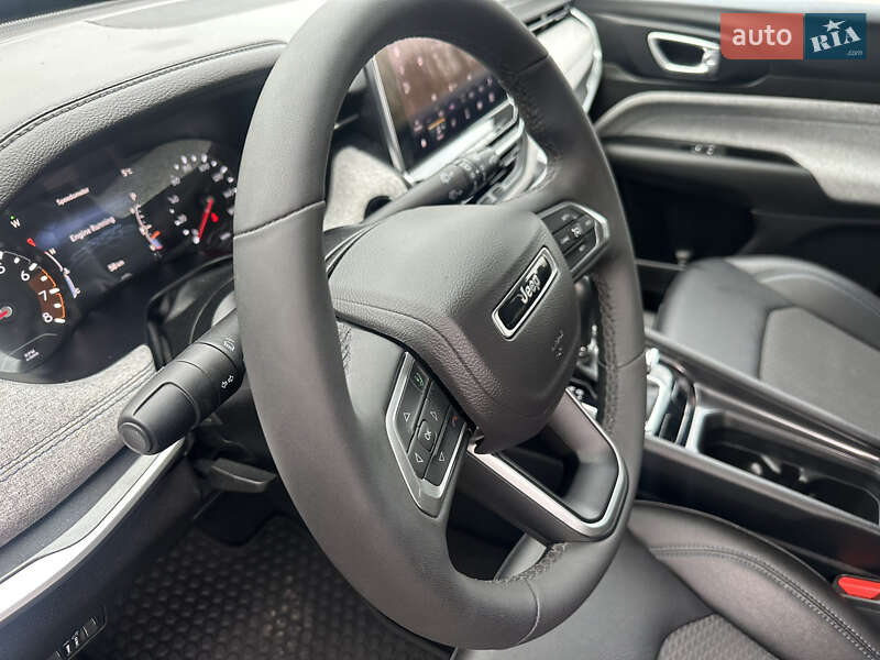 Внедорожник / Кроссовер Jeep Compass 2024 в Дубно