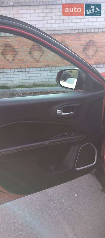 Внедорожник / Кроссовер Jeep Compass 2017 в Черкассах