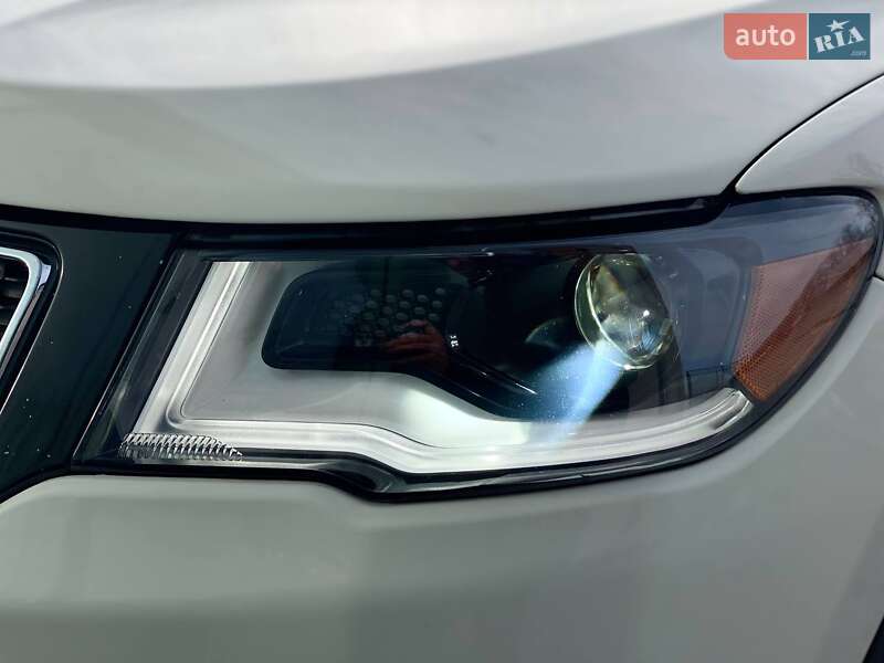 Позашляховик / Кросовер Jeep Compass 2019 в Києві