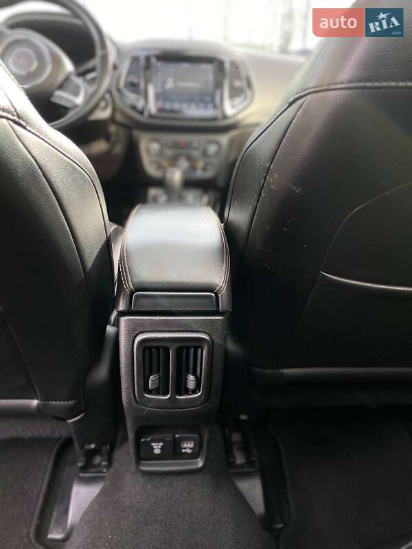 Позашляховик / Кросовер Jeep Compass 2019 в Києві