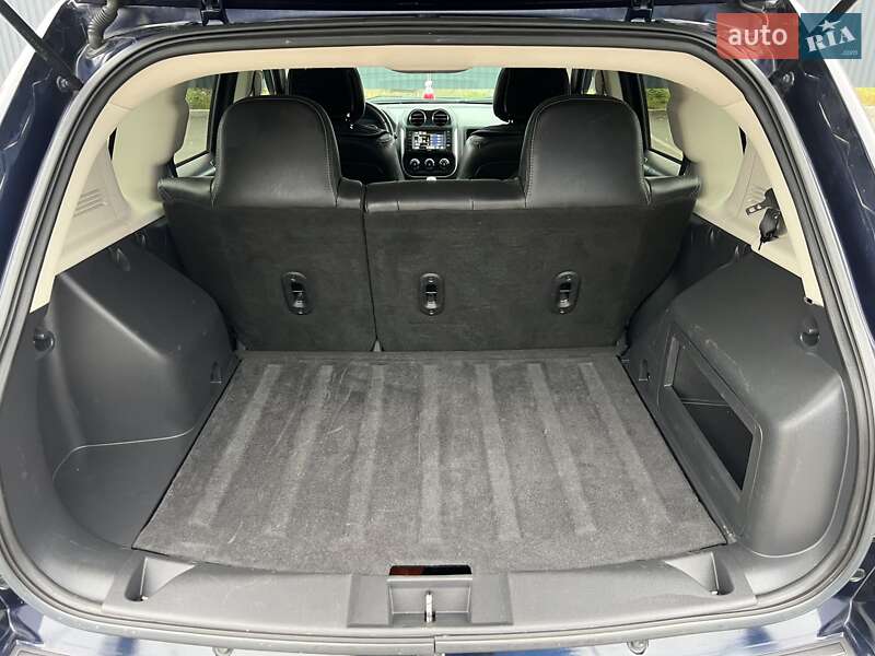 Внедорожник / Кроссовер Jeep Compass 2015 в Богуславе