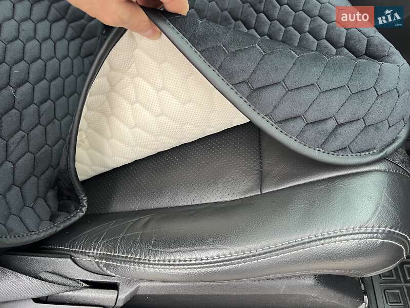 Внедорожник / Кроссовер Jeep Compass 2015 в Богуславе