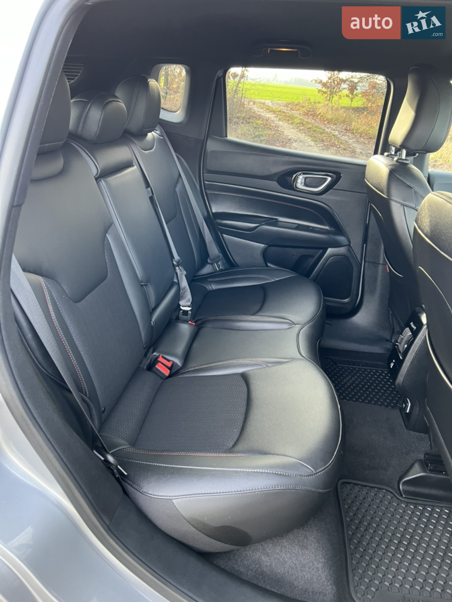 2023 Jeep Compass - мініатюра 19