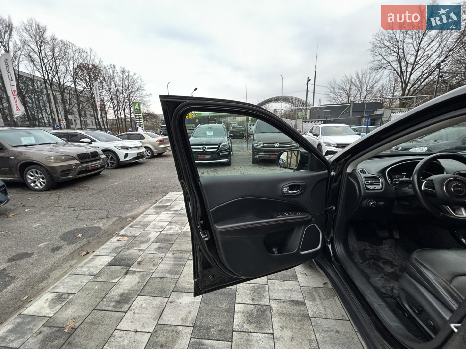 2020 Jeep Compass - мініатюра 18
