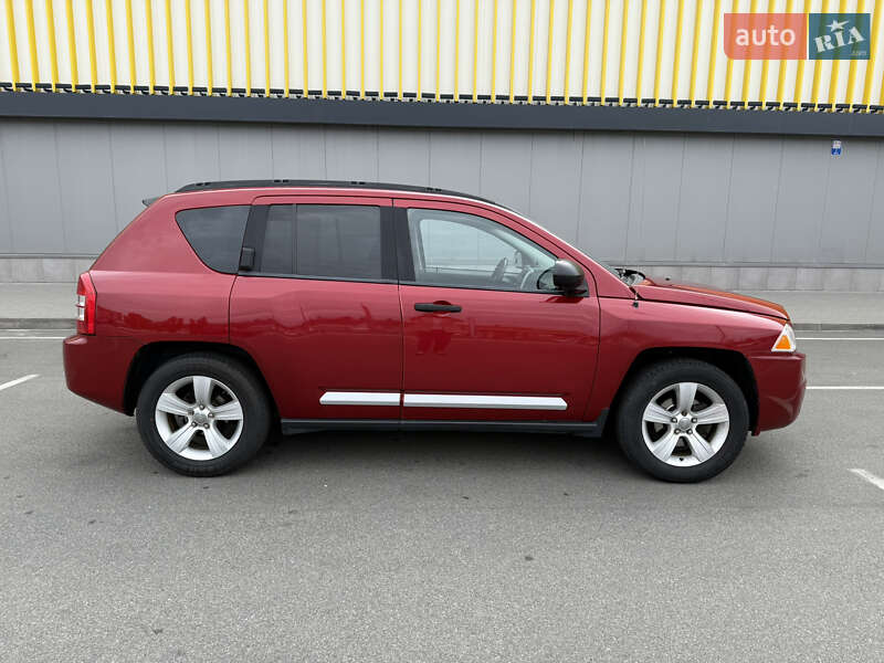 Позашляховик / Кросовер Jeep Compass 2007 в Києві