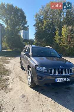 Внедорожник / Кроссовер Jeep Compass 2014 в Киеве