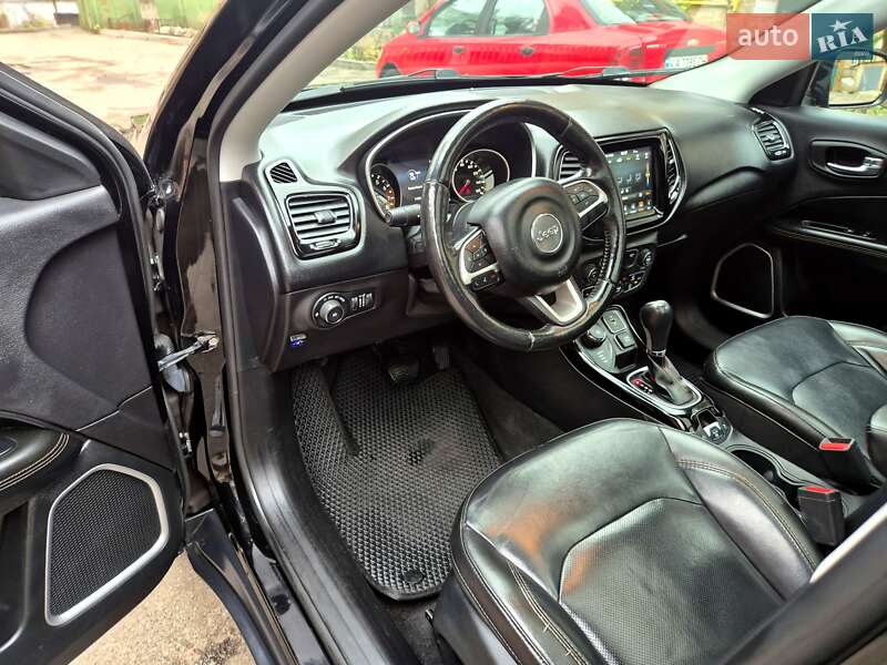 Внедорожник / Кроссовер Jeep Compass 2018 в Киеве фото 19 Внедорожник / Кроссовер Jeep Compass 2018 в Киеве