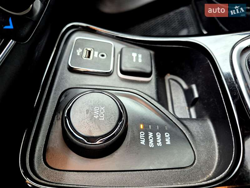 Внедорожник / Кроссовер Jeep Compass 2018 в Киеве фото 25 Внедорожник / Кроссовер Jeep Compass 2018 в Киеве