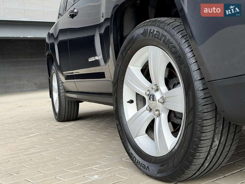 Внедорожник / Кроссовер Jeep Compass 2014 в Киеве