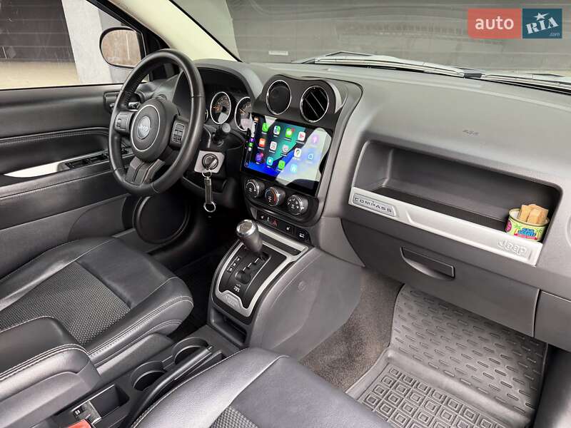 Внедорожник / Кроссовер Jeep Compass 2014 в Киеве