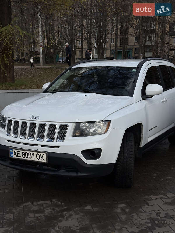 Внедорожник / Кроссовер Jeep Compass 2016 в Днепре