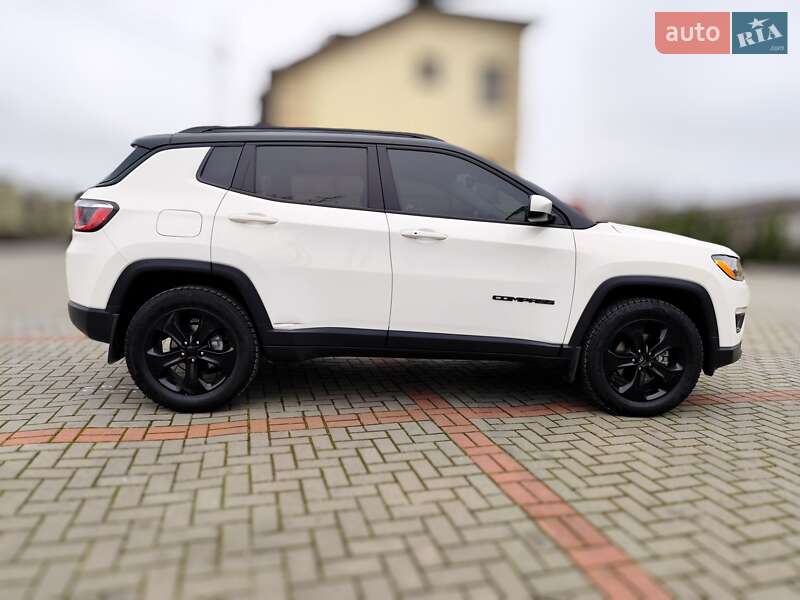 Позашляховик / Кросовер Jeep Compass 2018 в Золочеві