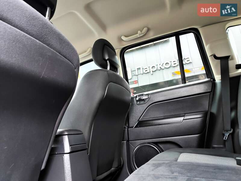 Позашляховик / Кросовер Jeep Compass 2014 в Києві