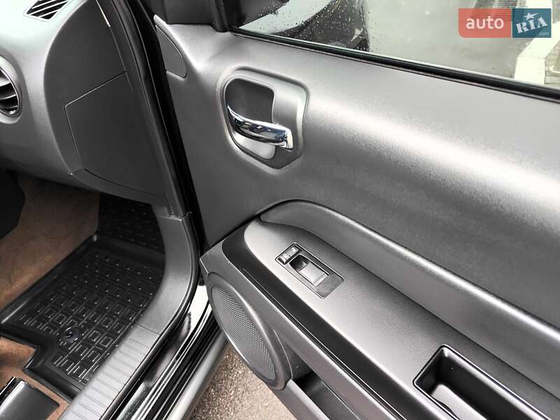 Позашляховик / Кросовер Jeep Compass 2014 в Києві