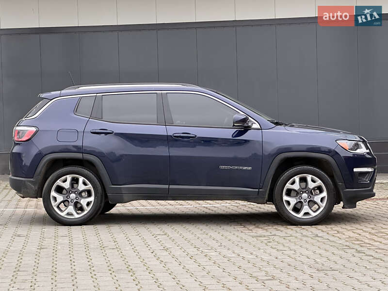 Внедорожник / Кроссовер Jeep Compass 2020 в Киеве