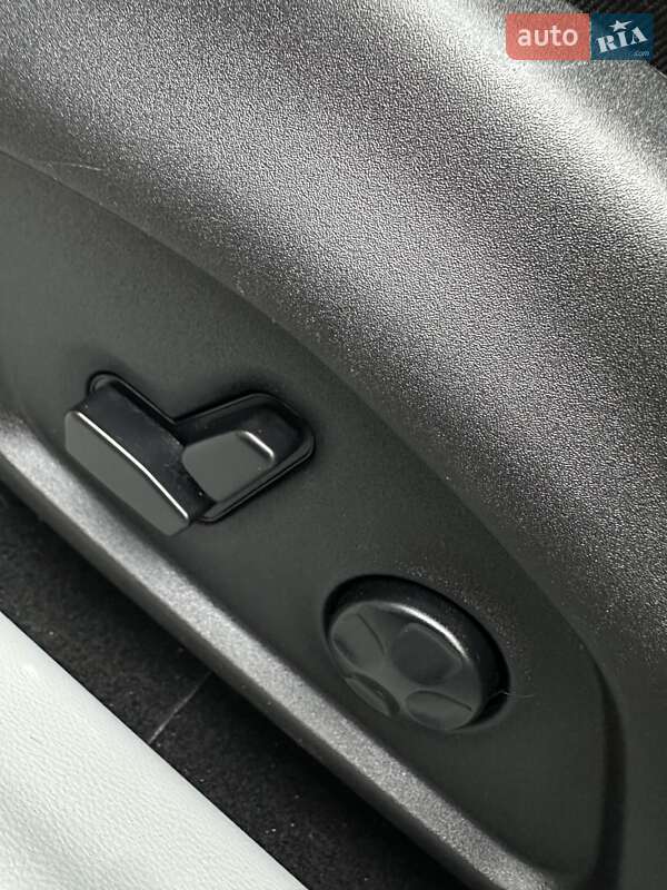 Позашляховик / Кросовер Jeep Compass 2017 в Білогородці фото 44 Позашляховик / Кросовер Jeep Compass 2017 в Білогородці