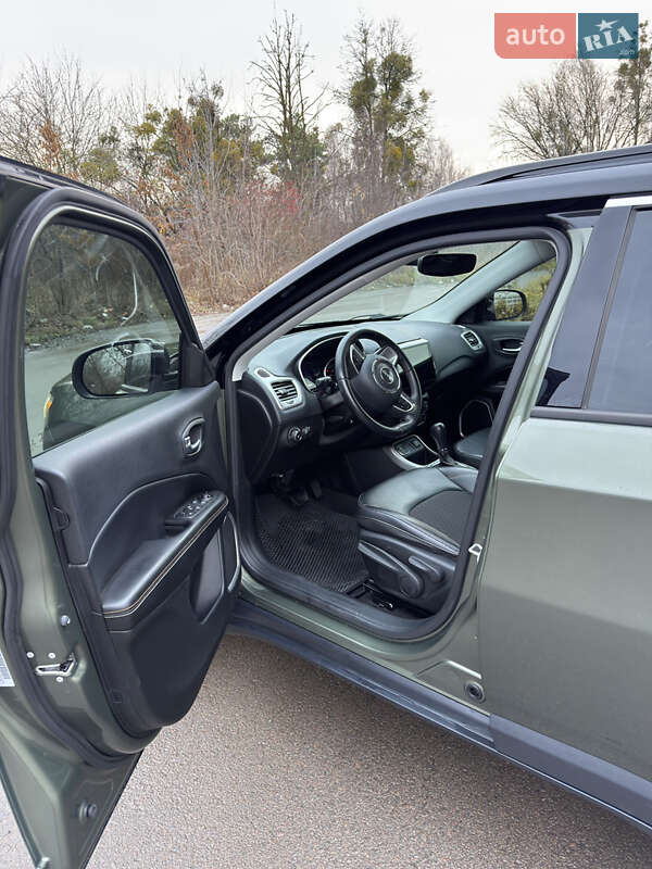 Внедорожник / Кроссовер Jeep Compass 2019 в Ровно