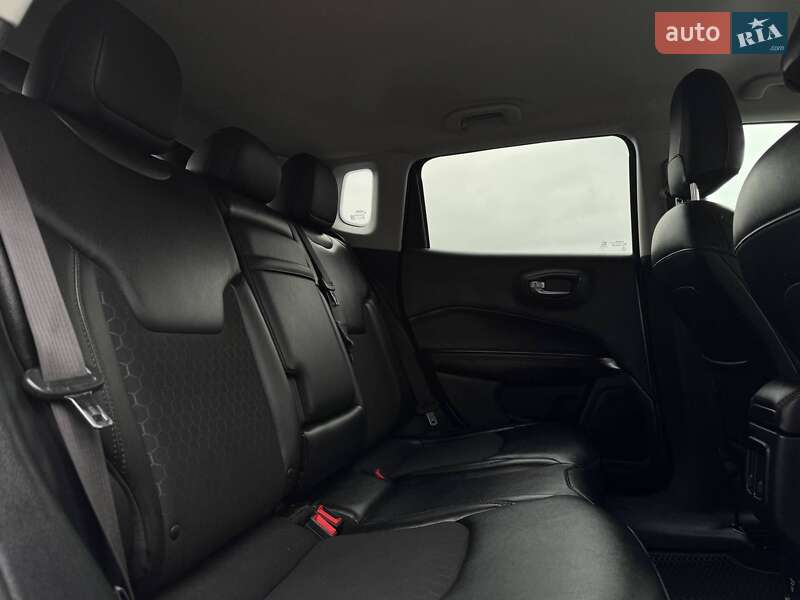 Внедорожник / Кроссовер Jeep Compass 2020 в Ровно