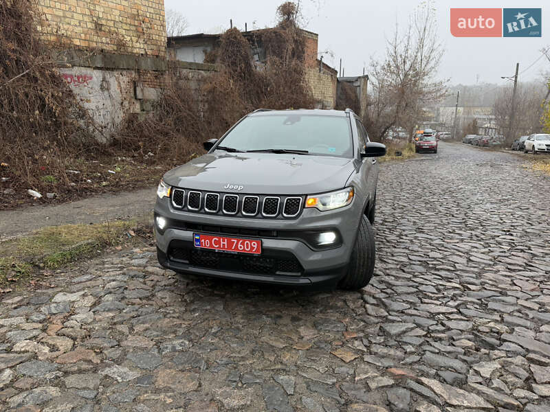 Jeep Compass 2024