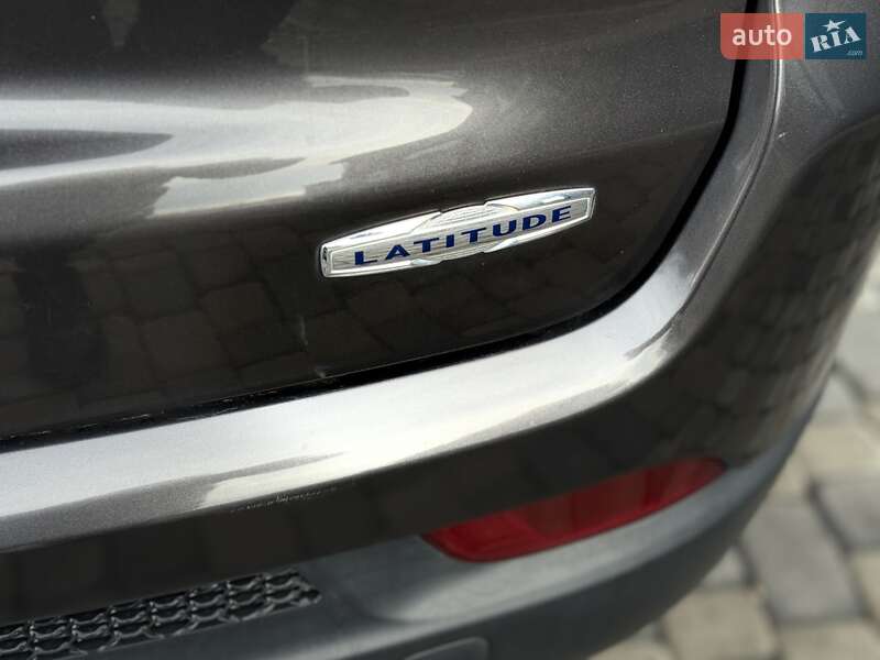 Позашляховик / Кросовер Jeep Compass 2022 в Львові фото 16 Позашляховик / Кросовер Jeep Compass 2022 в Львові