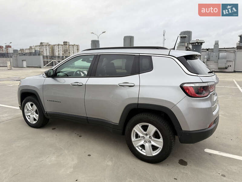 Внедорожник / Кроссовер Jeep Compass 2021 в Киеве