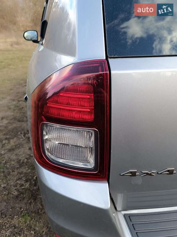 Внедорожник / Кроссовер Jeep Compass 2016 в Диканьке