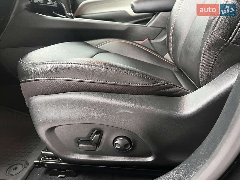 Внедорожник / Кроссовер Jeep Compass 2024 в Киеве