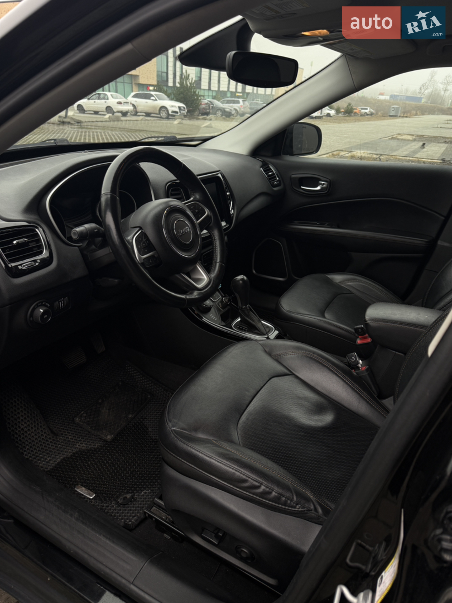2018 Jeep Compass - мініатюра 12