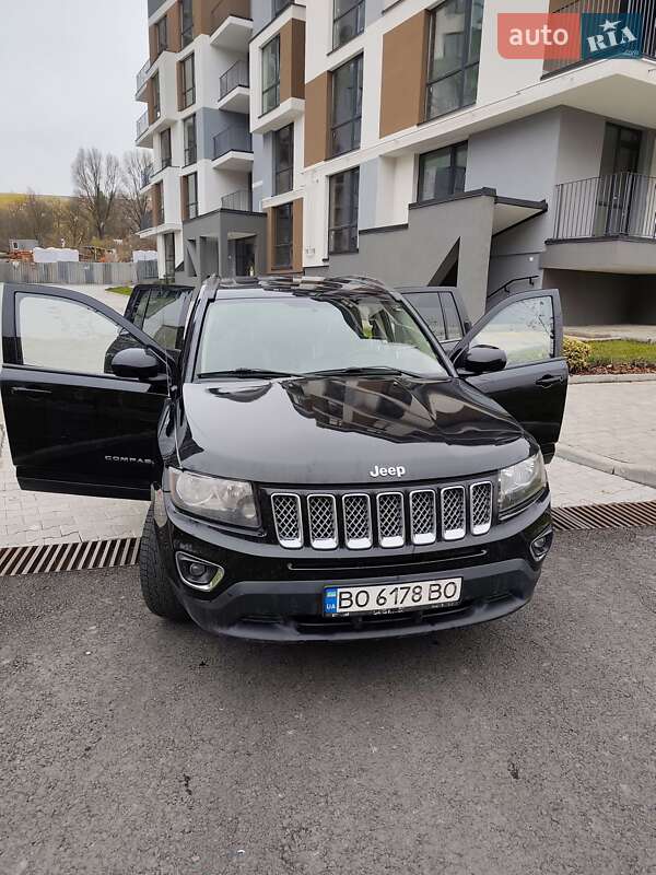Внедорожник / Кроссовер Jeep Compass 2014 в Тернополе
