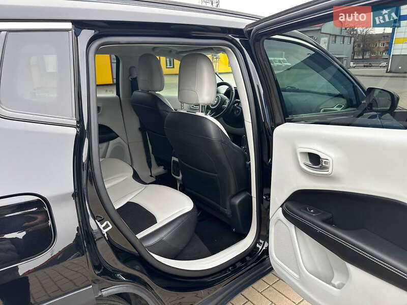 Внедорожник / Кроссовер Jeep Compass 2018 в Хмельницком