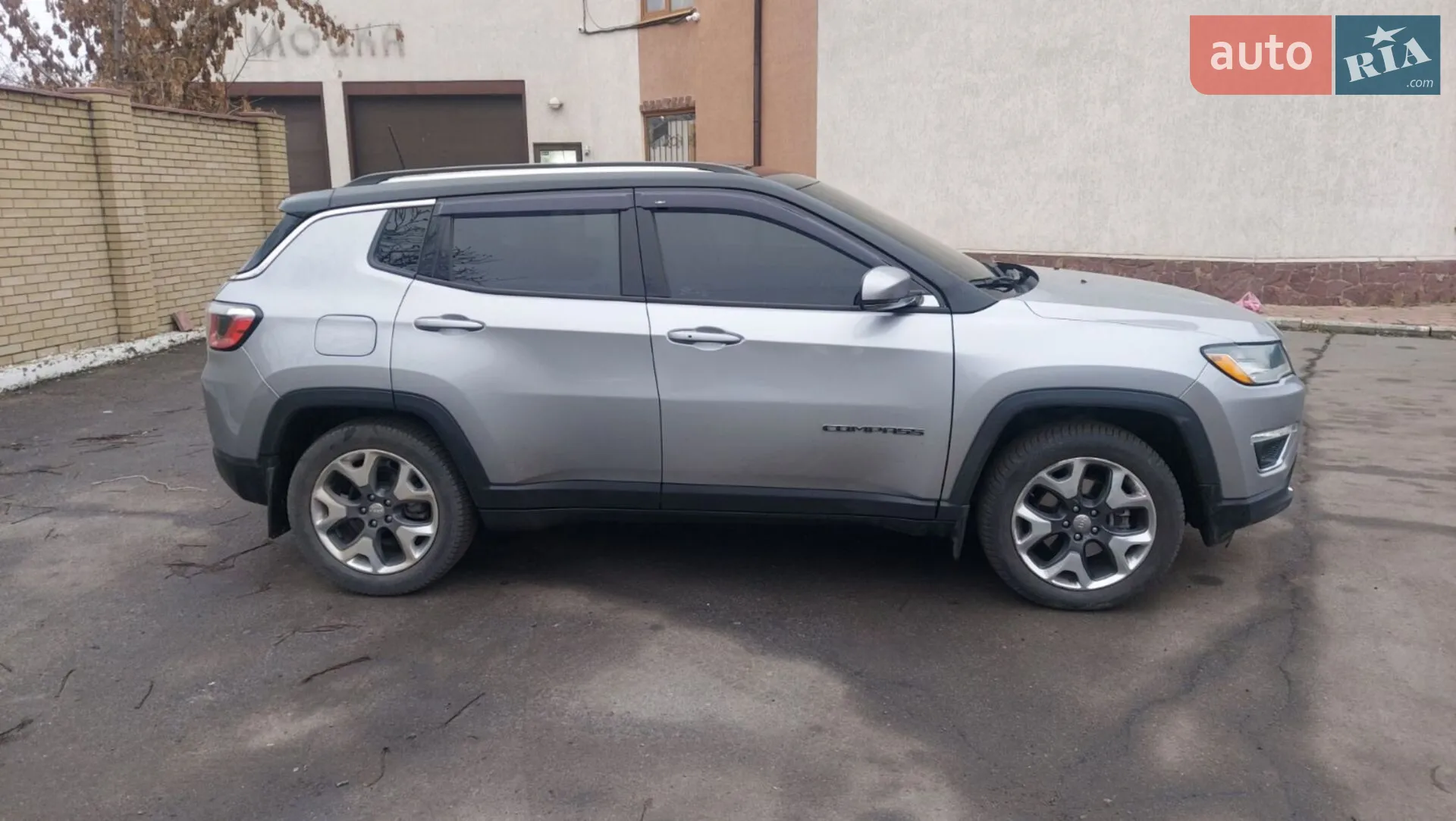 2018 Jeep Compass - мініатюра 3