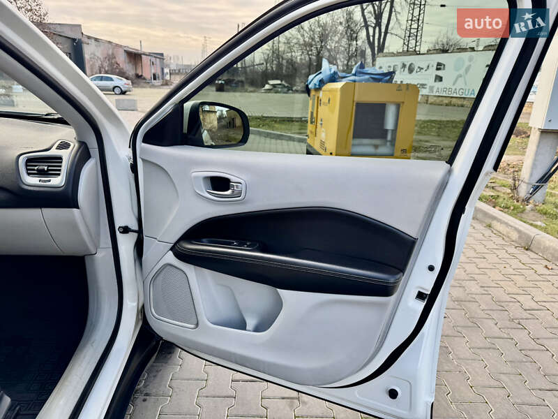 Позашляховик / Кросовер Jeep Compass 2019 в Одесі фото 20 Позашляховик / Кросовер Jeep Compass 2019 в Одесі