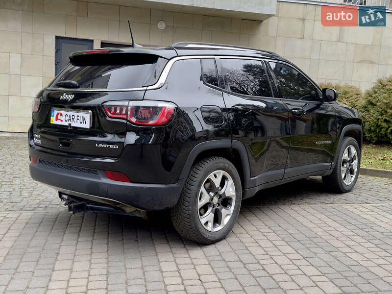 Внедорожник / Кроссовер Jeep Compass 2017 в Львове