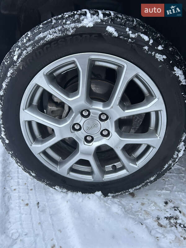 2022 Jeep Compass, VIN 3C4NJDFB7NT181210:plate — zdjęcie 1 (autoria)