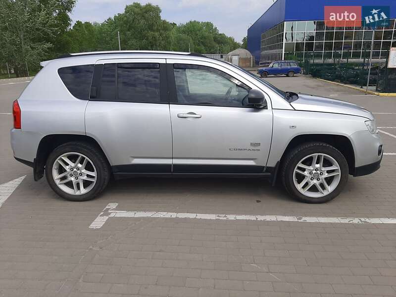 Внедорожник / Кроссовер Jeep Compass 2011 в Сумах фото 3 Внедорожник / Кроссовер Jeep Compass 2011 в Сумах