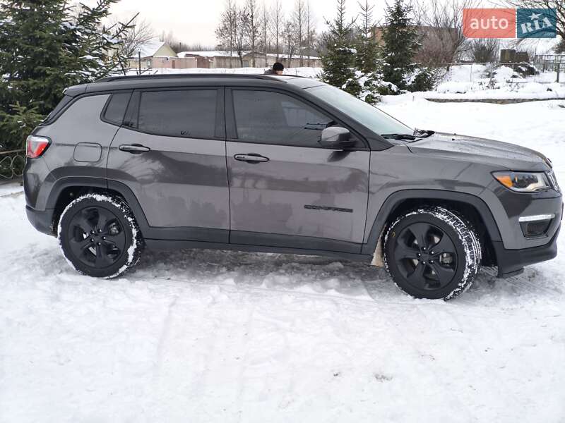 Позашляховик / Кросовер Jeep Compass 2020 в Ромнах фото 5 Позашляховик / Кросовер Jeep Compass 2020 в Ромнах