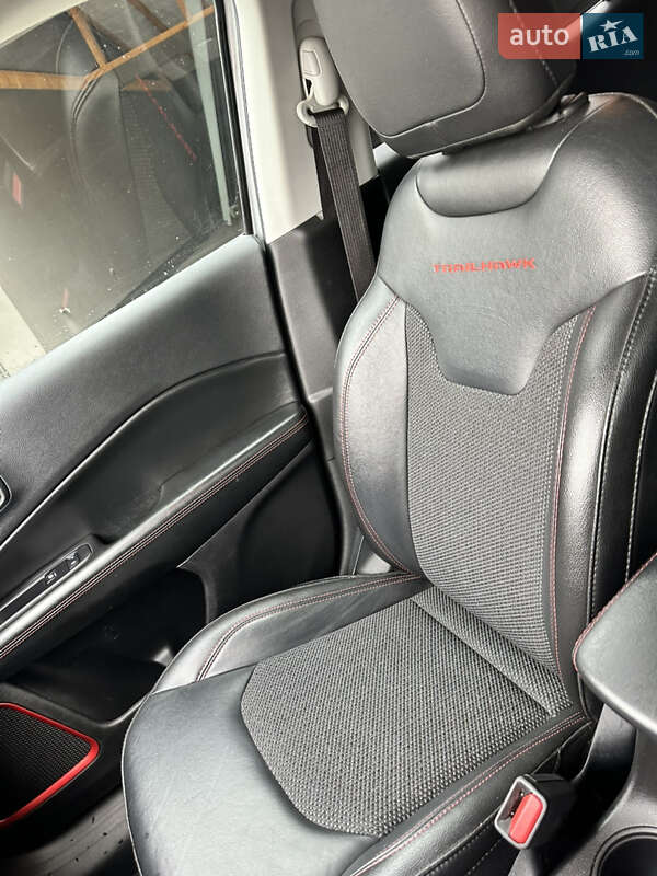 Внедорожник / Кроссовер Jeep Compass 2019 в Иршаве фото 43 Внедорожник / Кроссовер Jeep Compass 2019 в Иршаве