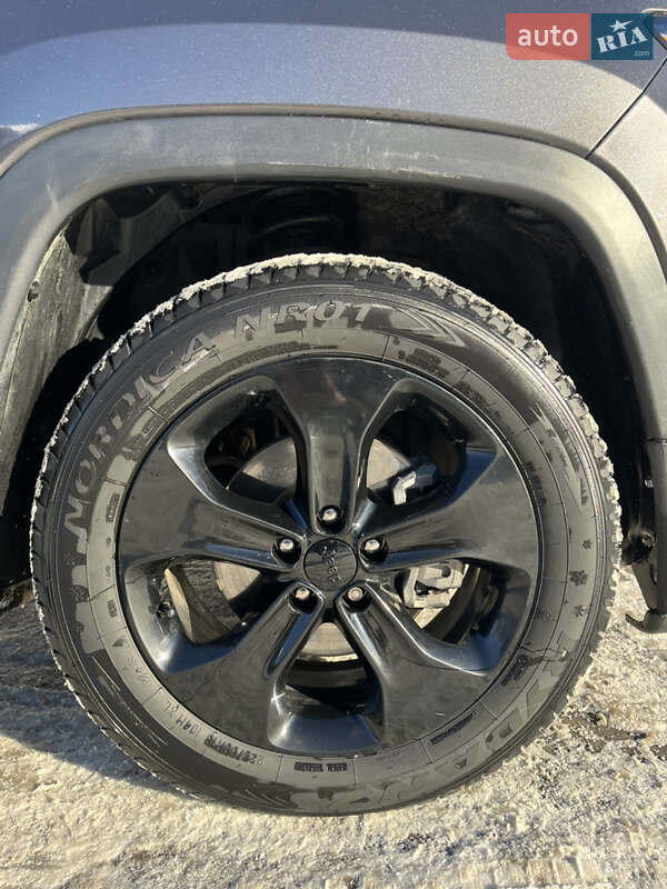 Позашляховик / Кросовер Jeep Compass 2020 в Ромнах