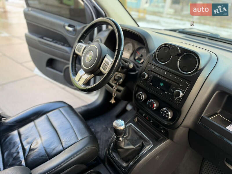 Позашляховик / Кросовер Jeep Compass 2011 в Хусті