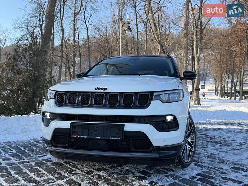 Позашляховик / Кросовер Jeep Compass 2024 в Києві