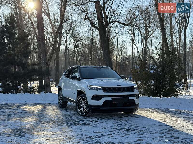 Позашляховик / Кросовер Jeep Compass 2024 в Києві